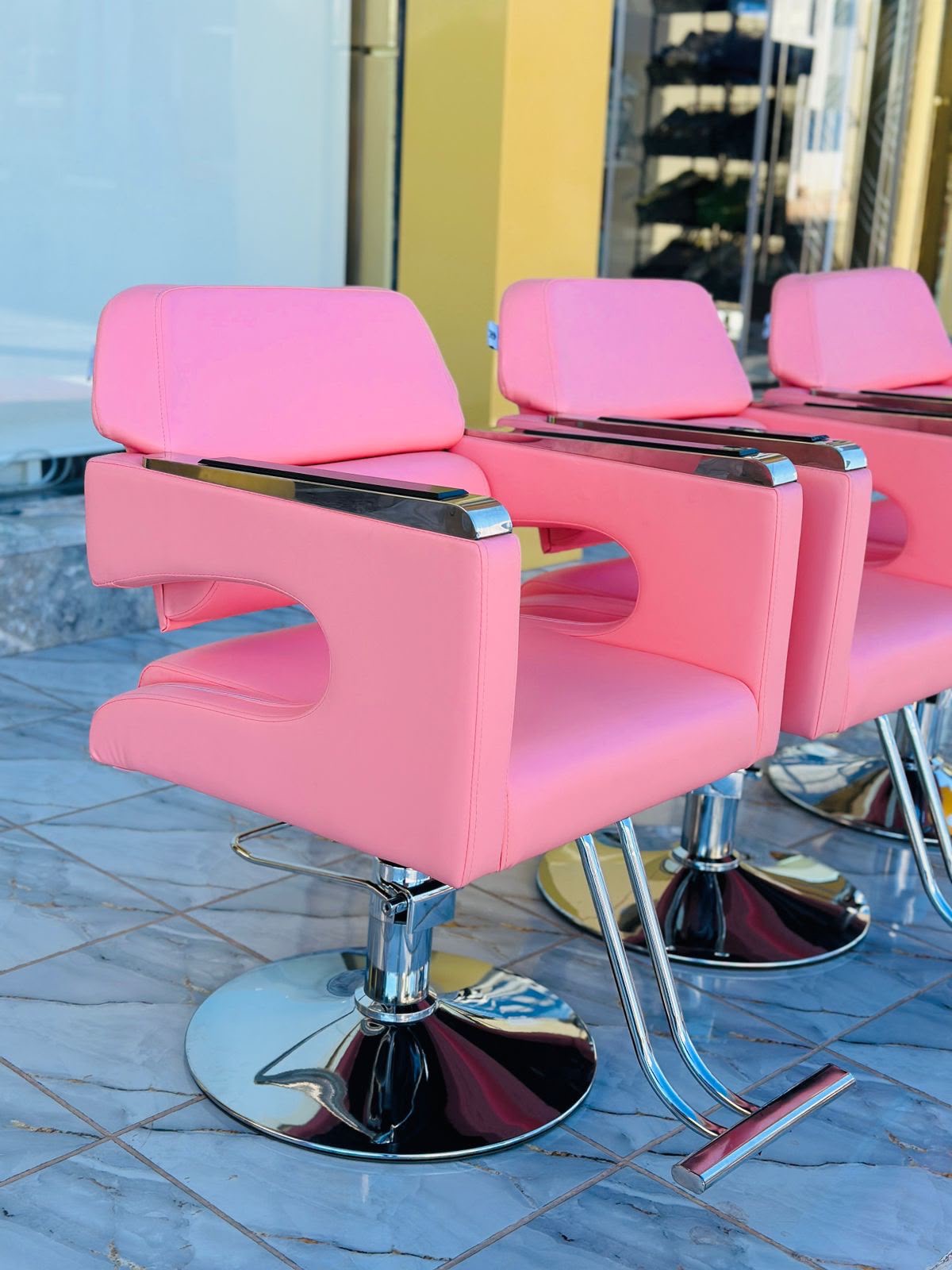 Fauteuil de Coiffure Rose Chrome